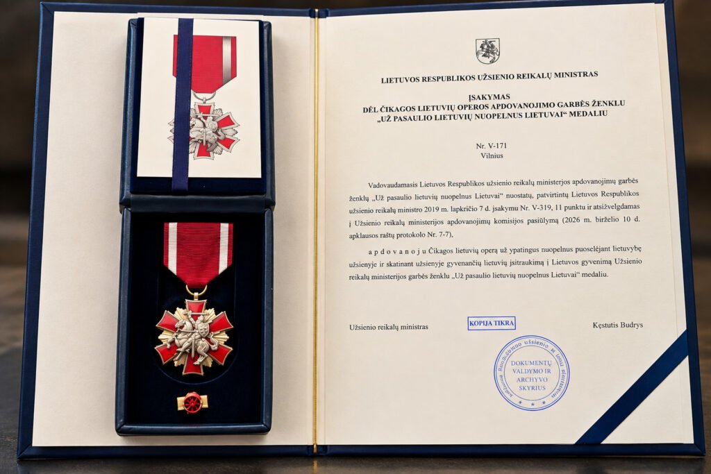 Už pasaulio lietuvių nuopelnus Lietuvai“
